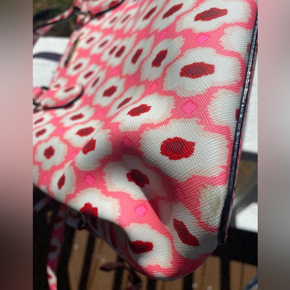 Kate Spade Laurel Way Posy medium size Bag - Picture 4 of 10